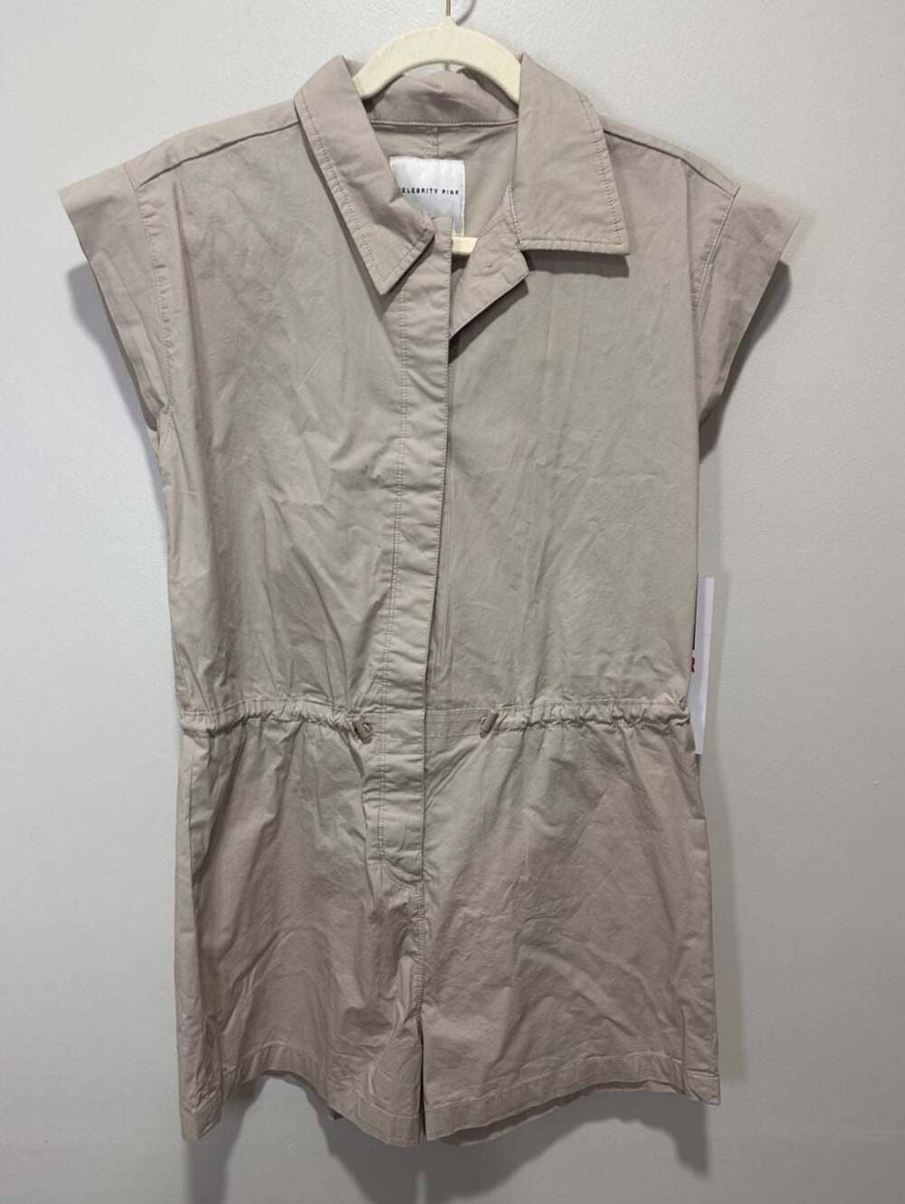 Celebrity Pink Short Sleeve Bungee Waist Romper in Beige, Sz S NWT - Picture 4 of 10